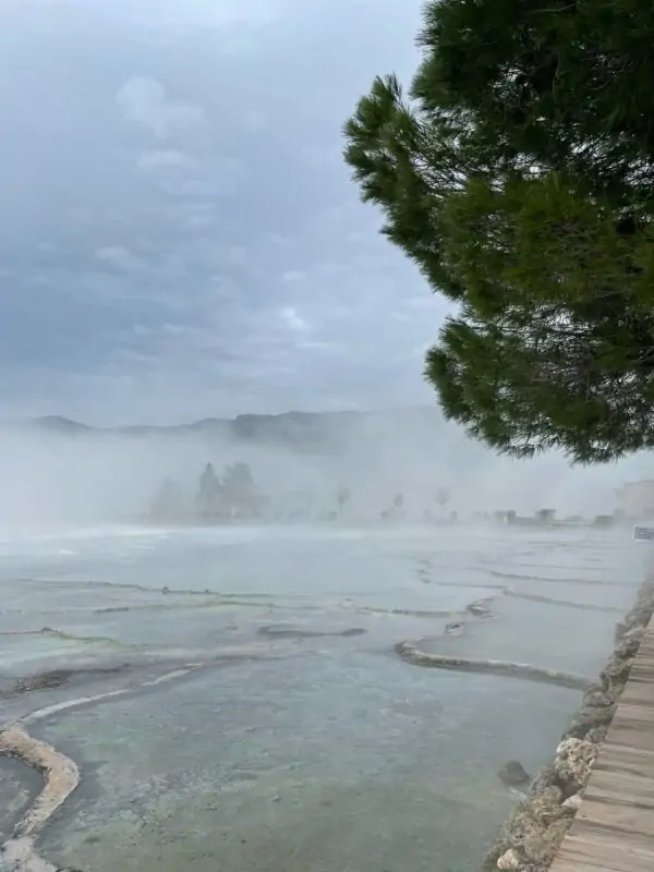 Экскурсия в Памуккале & Иераполис и Озеро Салда из Анталии (всё включено)