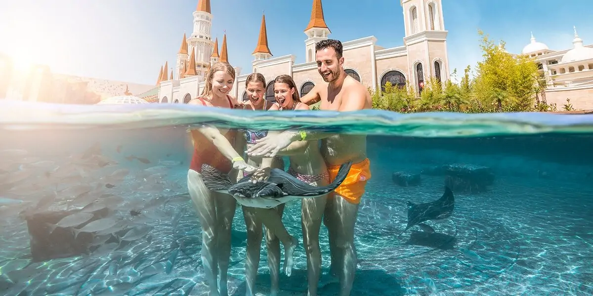 Аквапарк «The Land of Legends» из Анталии