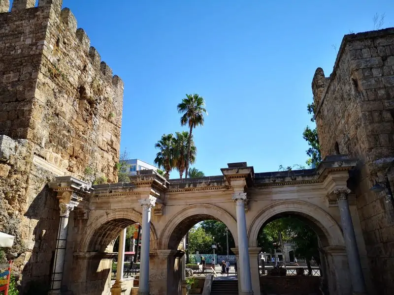 Обзорная экскурсия по Анталии из Белека