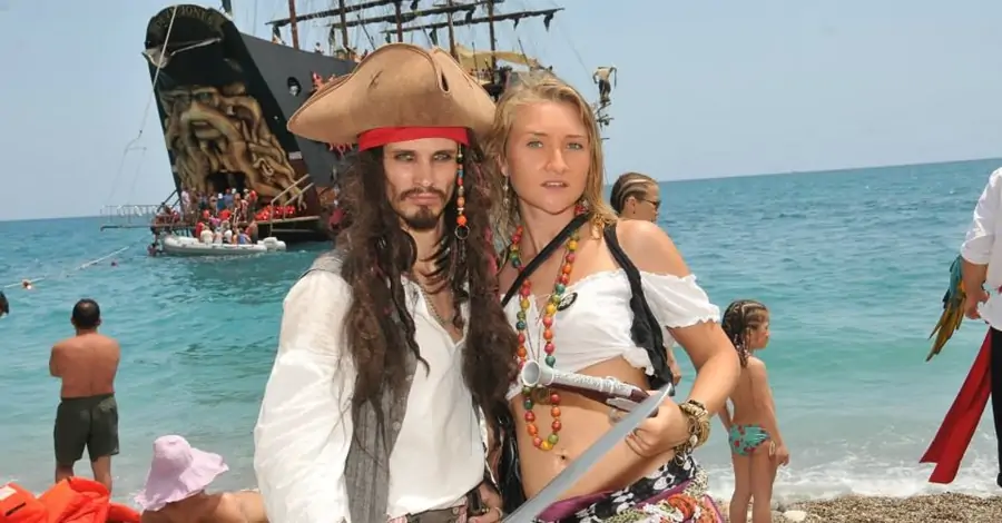 Морская прогулка на пиратском корабле в Кемере