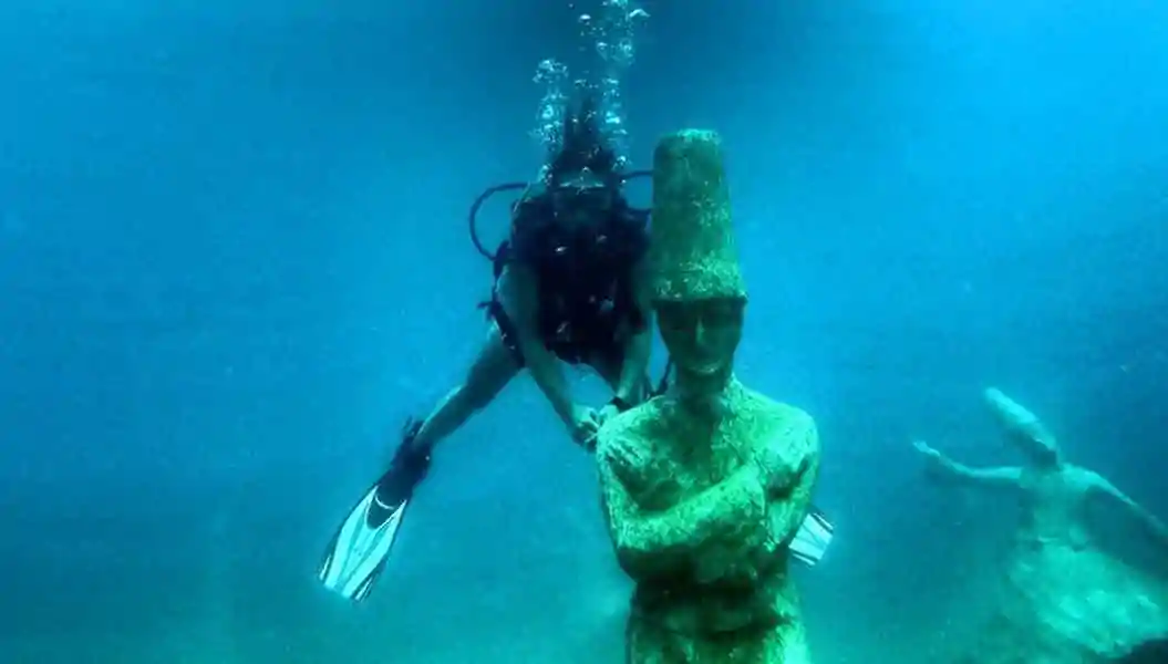 Дайвинг в Сиде – Погружение с аквалангом