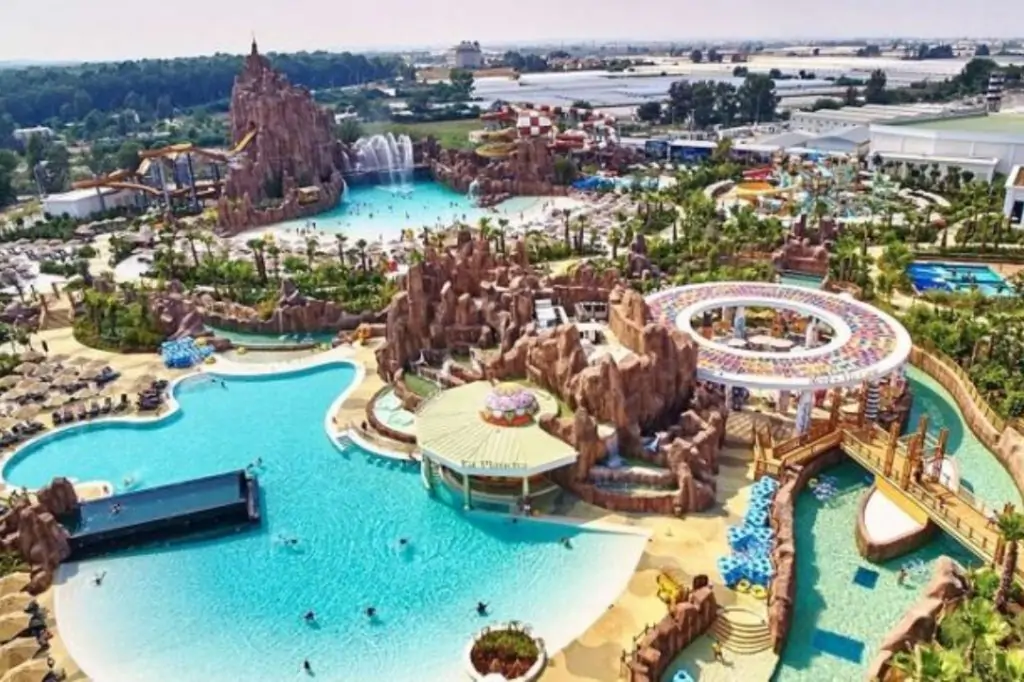Аквапарк “Land of Legends” из Манавгата